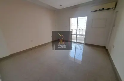 Apartment - 2 Bedrooms - 3 Bathrooms for rent in Al Mansoura - Al Mansoura - Doha