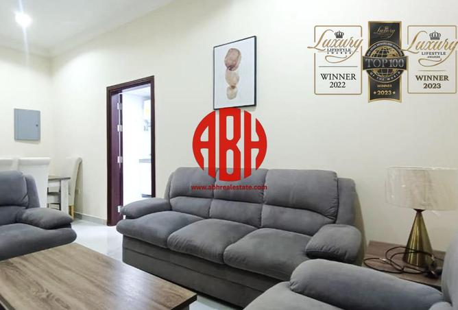 992392 - Property Image 3