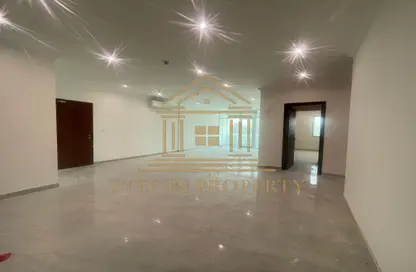Apartment - 3 Bedrooms - 4 Bathrooms for rent in Al Sadd Road - Al Sadd - Doha