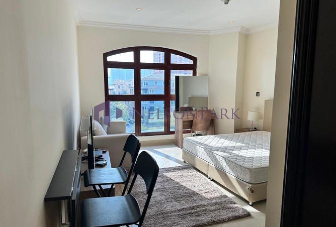 994448 - Property Image 2