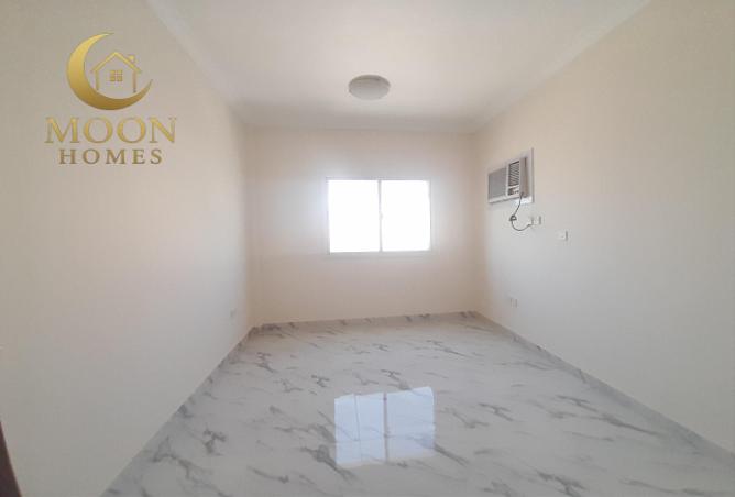 979388 - Property Image 3