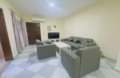 Apartment - 2 Bedrooms - 2 Bathrooms for rent in Musheireb Apartments - Musheireb - Doha