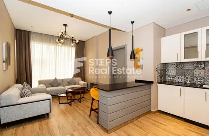 Apartment - 1 Bedroom - 2 Bathrooms for rent in Muntazah 10 - Al Muntazah - Doha