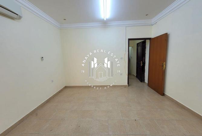 1008683 - Property Image 2