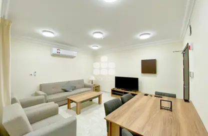 Apartment - 2 Bedrooms - 2 Bathrooms for rent in Al Markhiya Street - Al Markhiya - Doha