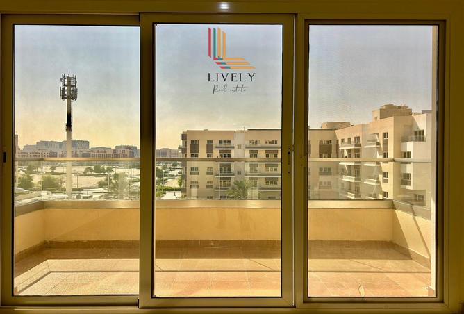 976439 - Property Image 3