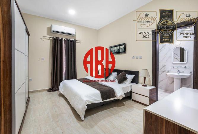 924643 - Property Image 3