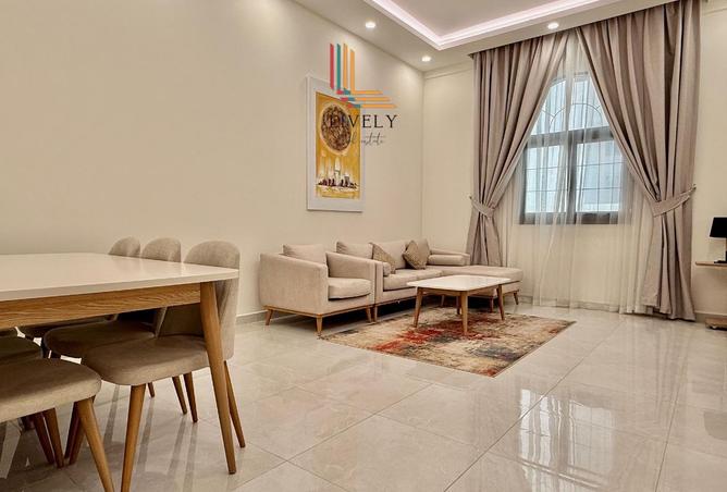 952067 - Property Image 2