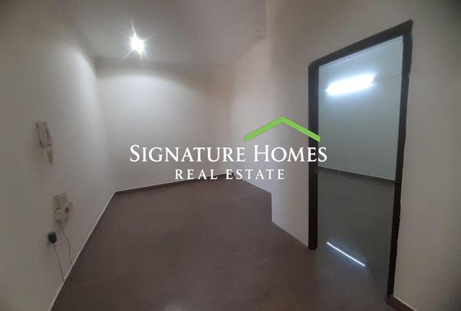 971469 - Property Image 3