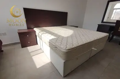 Apartment - 2 Bedrooms - 2 Bathrooms for rent in Umm Ghuwailina 4 - Umm Ghuwailina - Doha