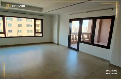 Apartment - 1 Bedroom - 2 Bathrooms for rent in Marina Gate - Porto Arabia - The Pearl Island - Doha