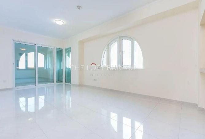931307 - Property Image 2