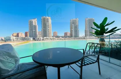 Apartment - 1 Bedroom - 2 Bathrooms for rent in Gewan Island - The Pearl Island - Doha