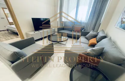 Apartment - 2 Bedrooms - 3 Bathrooms for rent in Viva West - Viva Bahriyah - The Pearl Island - Doha