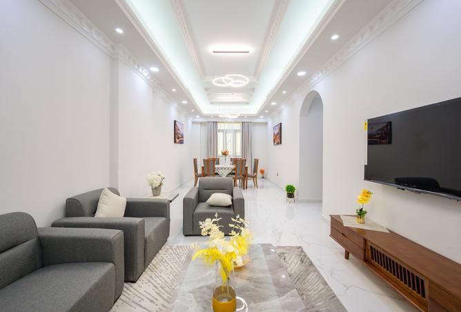 991090 - Property Image 2