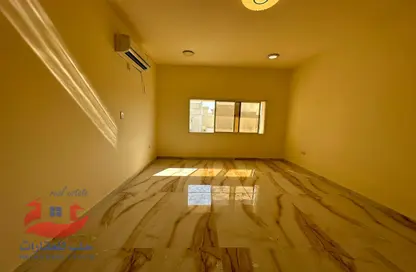 Empty Room image for: Apartment - 1 Bathroom for rent in Zekreet Street - Al Kharaitiyat - Umm Salal Mohammed, Image 1