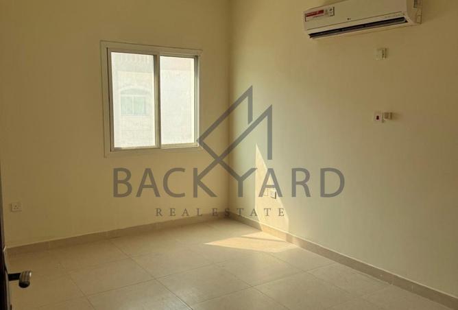 951967 - Property Image 2