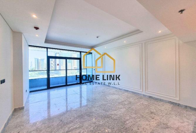 933693 - Property Image 3