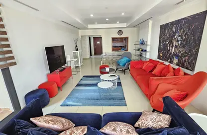 Apartment - 2 Bedrooms - 3 Bathrooms for rent in Porto Arabia - The Pearl Island - Doha