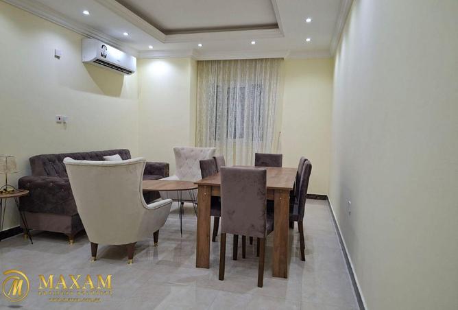 957877 - Property Image 2