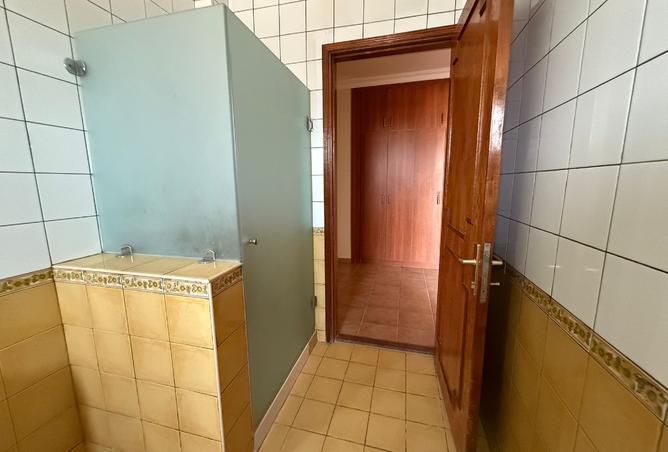 1006950 - Property Image 2