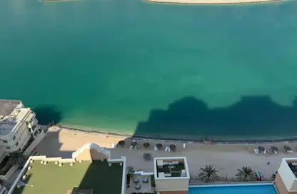 شقة - غرفة نوم - 2 حمامات للبيع في ابراج المتحدة - فيفا بحرية - جزيرة اللؤلؤة - الدوحة
