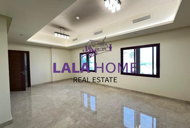 963181 - Property Image 3