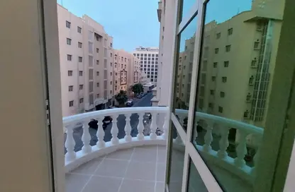 Apartment - 3 Bedrooms - 3 Bathrooms for rent in EB12 - Fereej Bin Mahmoud North - Fereej Bin Mahmoud - Doha