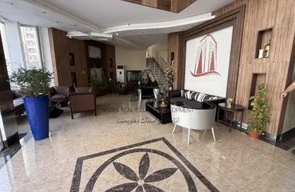 شقة - 2 غرف نوم - 2 حمامات للايجار في دوحة الجديد - الدوحة