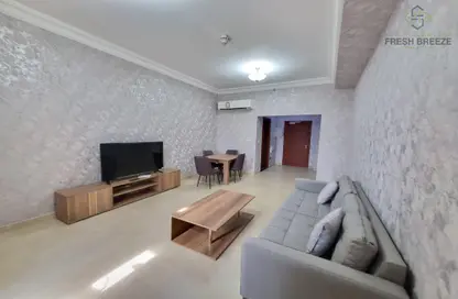 Apartment - 2 Bedrooms - 3 Bathrooms for rent in Umm Ghuwalina - Umm Ghuwailina - Doha