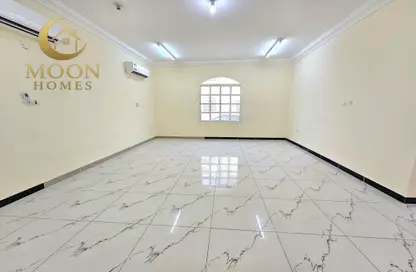 فيلا - 5 غرف نوم - 4 حمامات للايجار في فلل عين خالد - عين خالد - الدوحة فيلا - 5 غرف نوم - 4 حمامات للايجار في فلل عين خالد - عين خالد - الدوحة