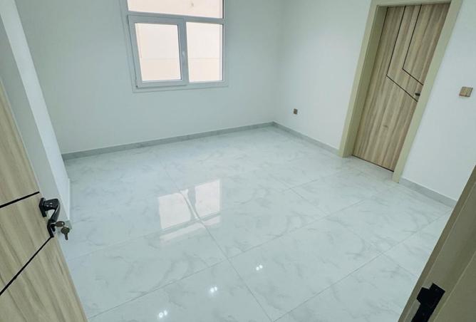 967299 - Property Image 3