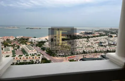 شقة - 3 غرف نوم - 4 حمامات للايجار في فيفا غرب - فيفا بحرية - جزيرة اللؤلؤة - الدوحة
