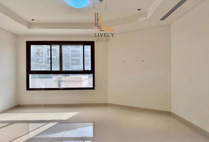 993753 - Property Image 2