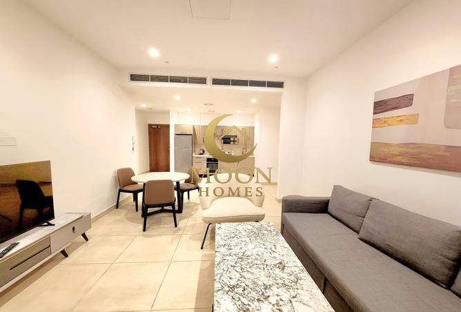 972925 - Property Image 2