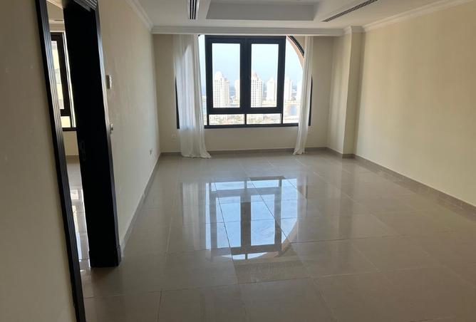 957515 - Property Image 2