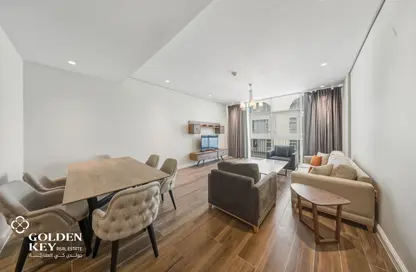 Apartment - 3 Bedrooms - 4 Bathrooms for rent in Floresta Gardens - Floresta Gardens - The Pearl Island - Doha