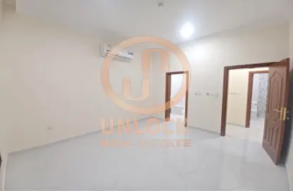 Apartment - 3 Bedrooms - 3 Bathrooms for rent in Kulaib Street - Kulaib Street - Doha