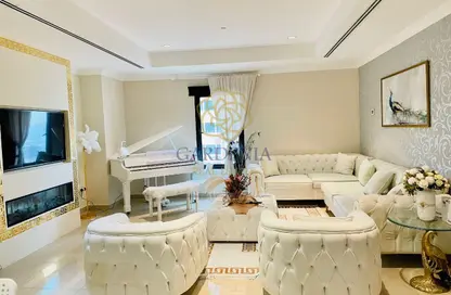 Apartment - 1 Bedroom - 2 Bathrooms for rent in East Porto Drive - Porto Arabia - The Pearl Island - Doha