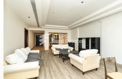 Apartment - 1 Bedroom - 2 Bathrooms for rent in East Porto Drive - Porto Arabia - The Pearl Island - Doha