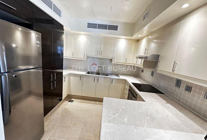 903270 - Property Image 2