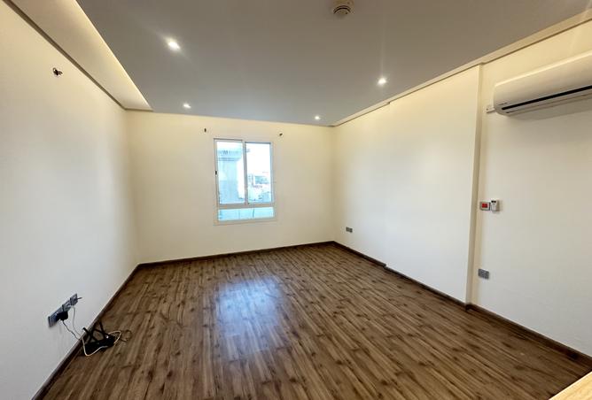 1001148 - Property Image 3