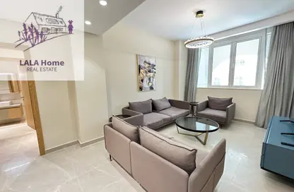 Apartment - 2 Bedrooms - 3 Bathrooms for rent in Viva West - Viva Bahriyah - The Pearl Island - Doha