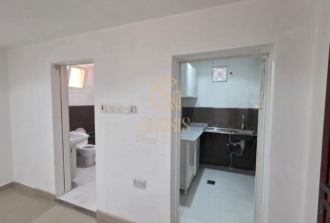 966293 - Property Image 3