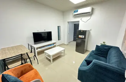 Apartment - 1 Bedroom - 1 Bathroom for rent in Al Faisal Tower - Al Dafna - Al Dafna - Doha