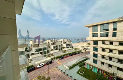 Apartment - 2 Bedrooms - 4 Bathrooms for sale in Crystal Residence - Gewan Island - The Pearl Island - Doha
