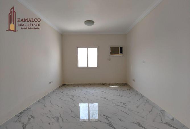 963854 - Property Image 3