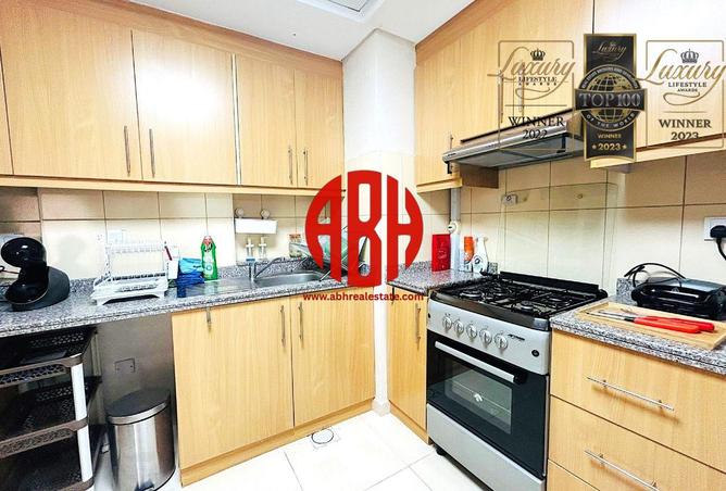 963150 - Property Image 2