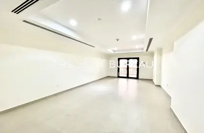 Apartment - Studio - 1 Bathroom for rent in West Porto Drive - Porto Arabia - The Pearl Island - Doha