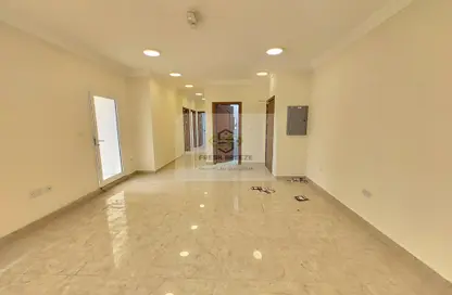 Apartment - 2 Bedrooms - 2 Bathrooms for rent in Al Wakrah - Al Wakra